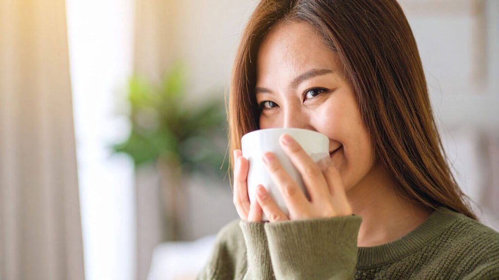 顔出しなしでも雰囲気で魅力を伝えるチャットレディのプロフィール写真